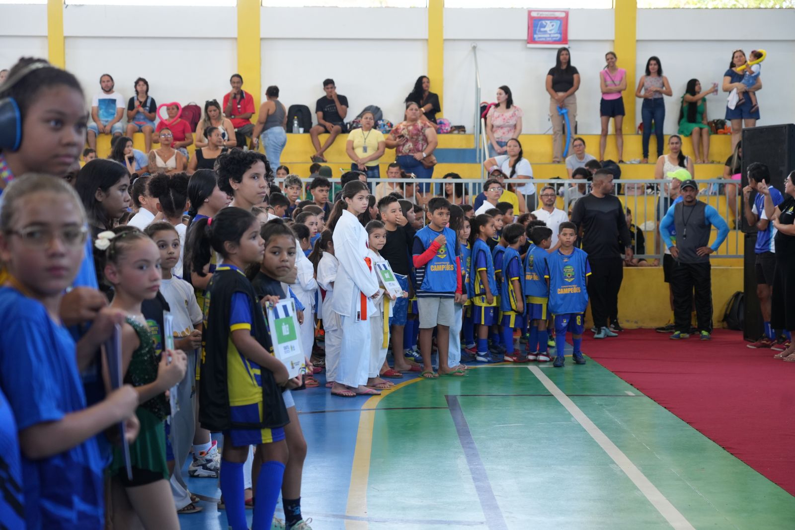 Evento reuniu atletas, familiares, professores e membros da comunidade 