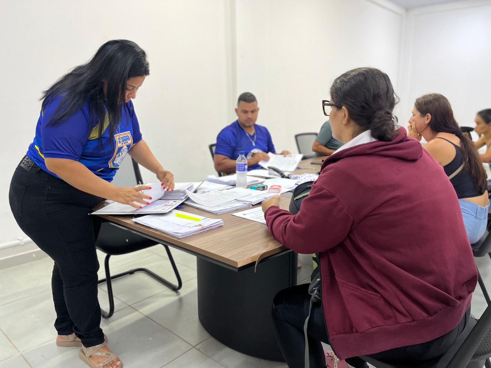 Programa oferece vagas gratuitas em diversas modalidades esportivas