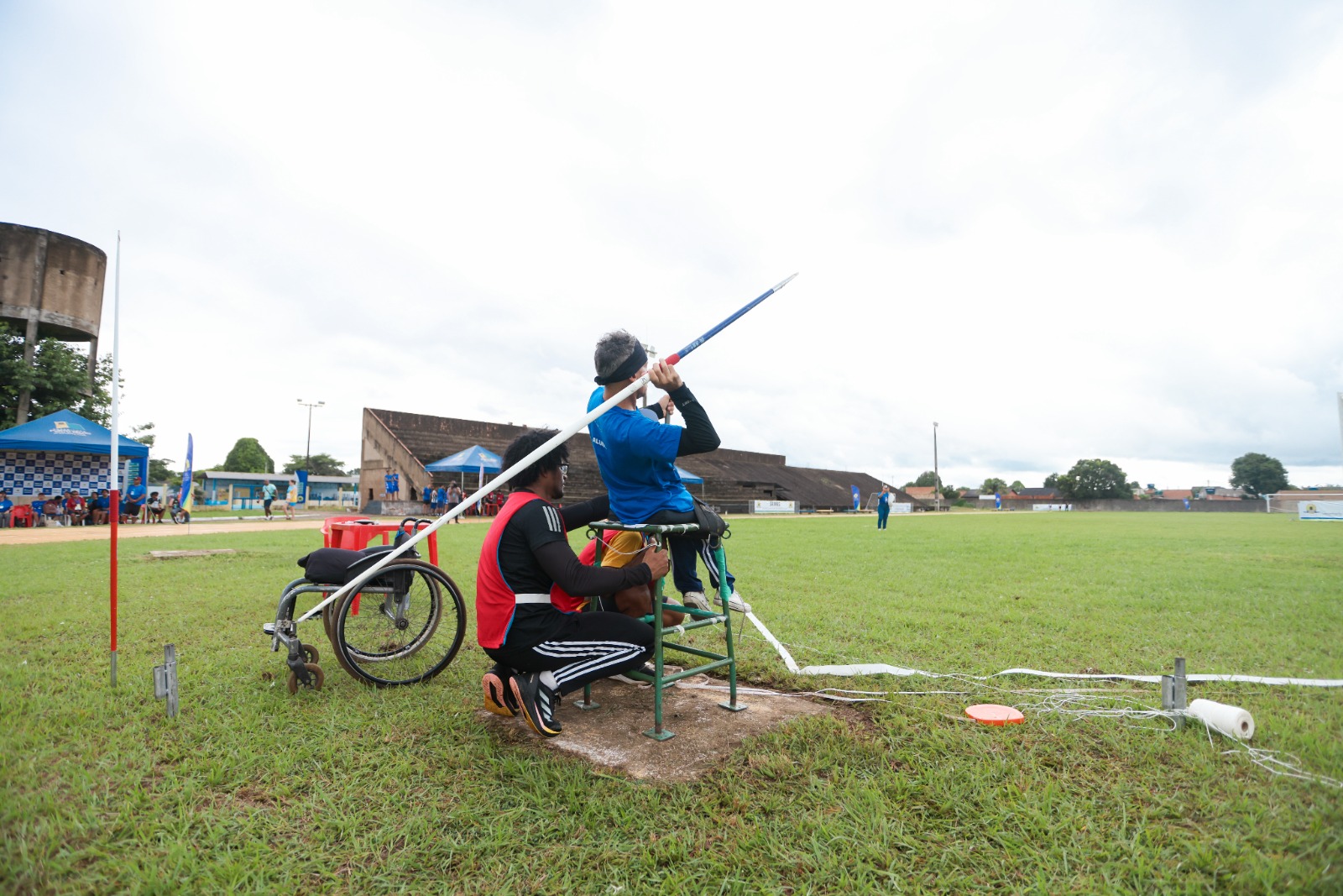 Vila Olímpica recebeu um evento de atletismo paralímpico