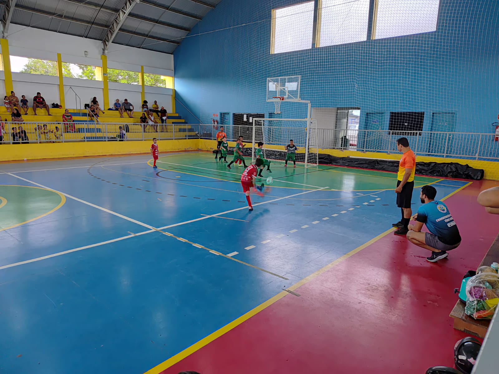 Ginásio Vinícius Danin, foi palco dos jogos da primeira rodada da 1ª Fase Classificatória da Copa Madeirão de Futsal