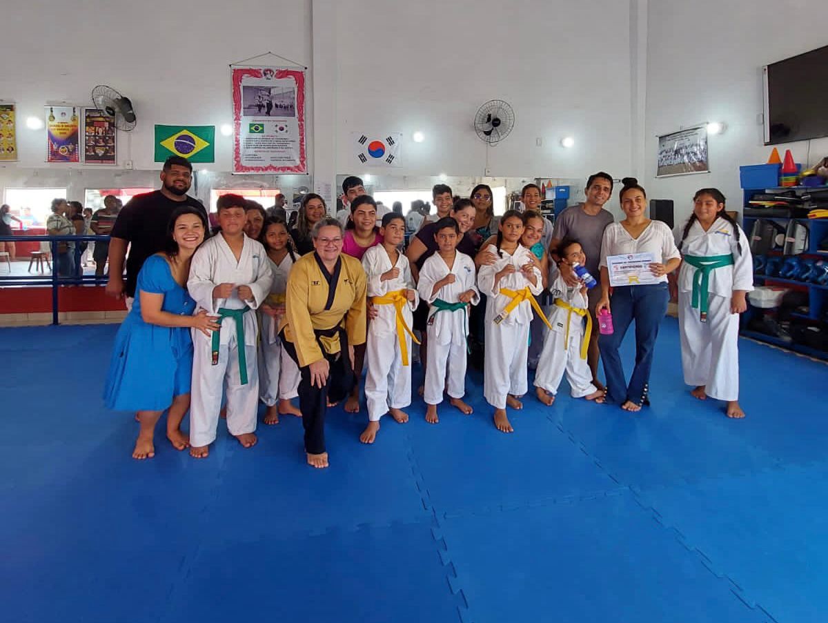 Taekwondo é destaque o trabalho desenvolvido pela professora Sandra Soares